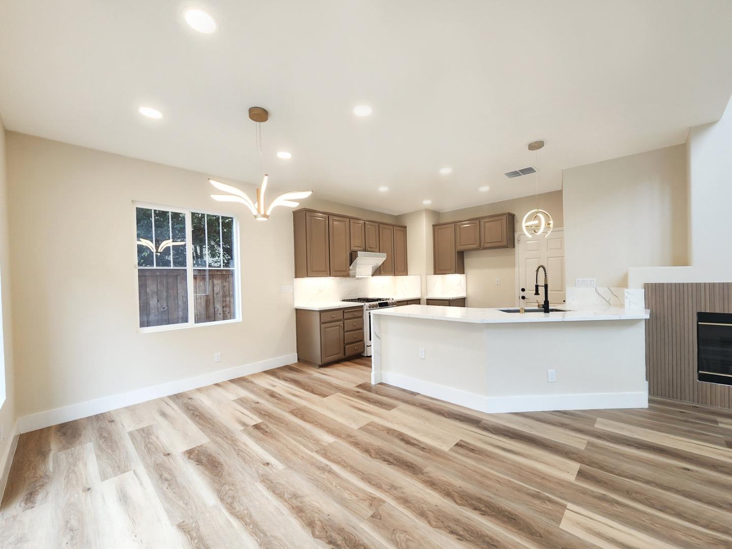 1218 Alder Creek Circle