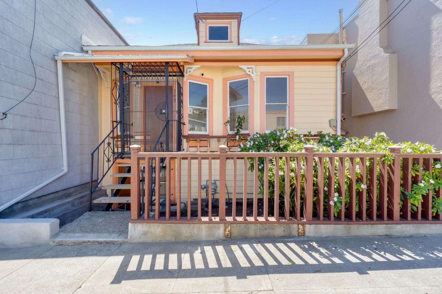 343 Raymond Avenue
