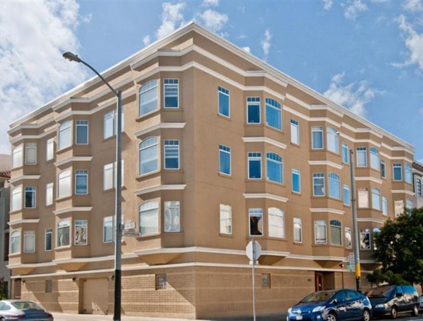 1921 Jefferson Street 204