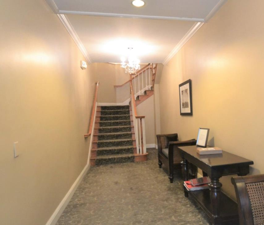 1921 Jefferson Street 204