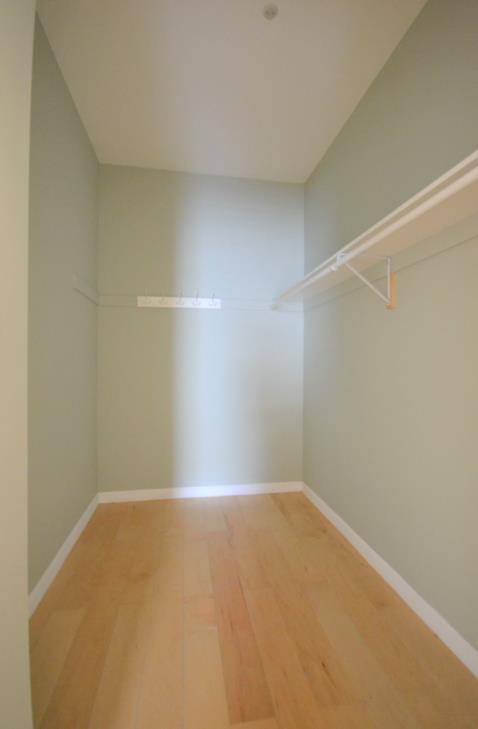 1921 Jefferson Street 204