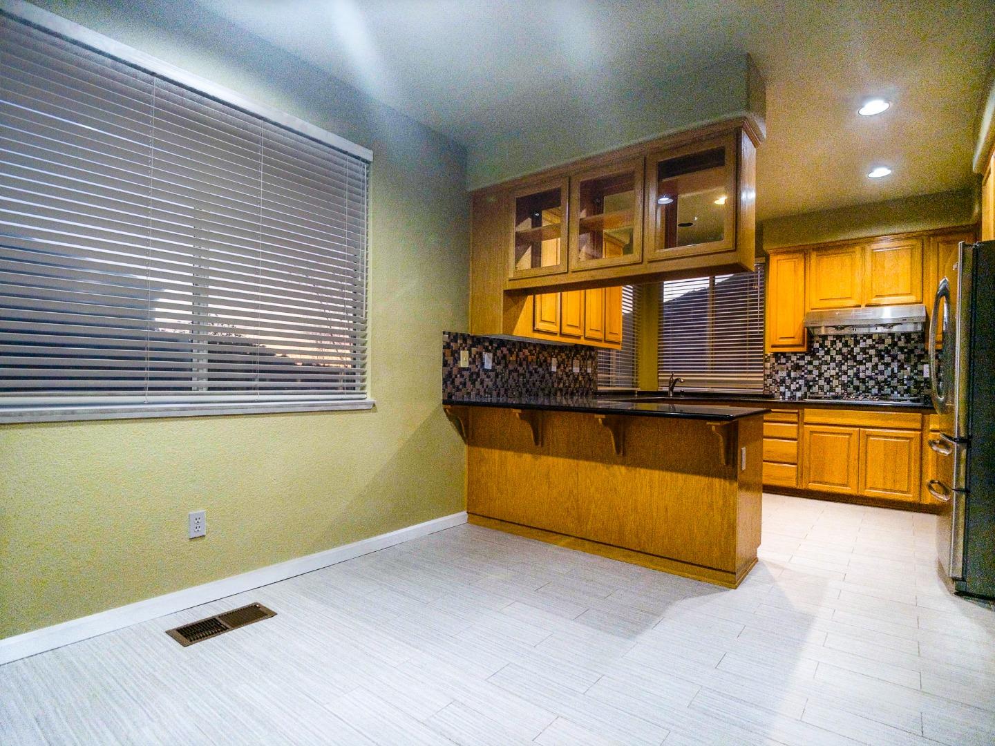 15 Parkridge Circle