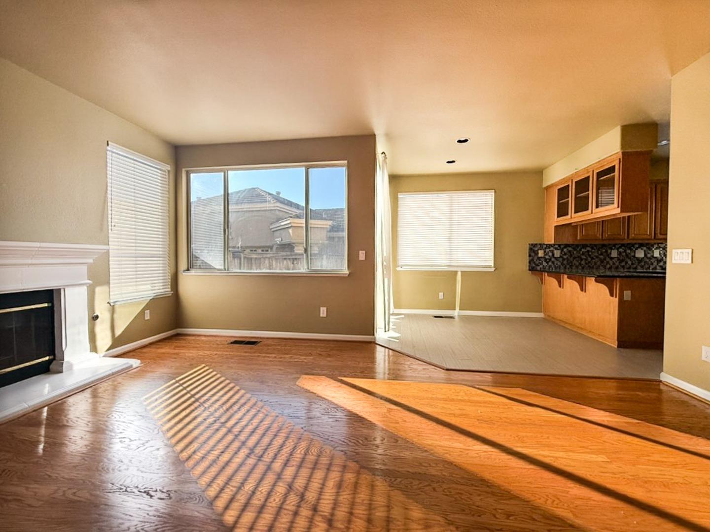 15 Parkridge Circle