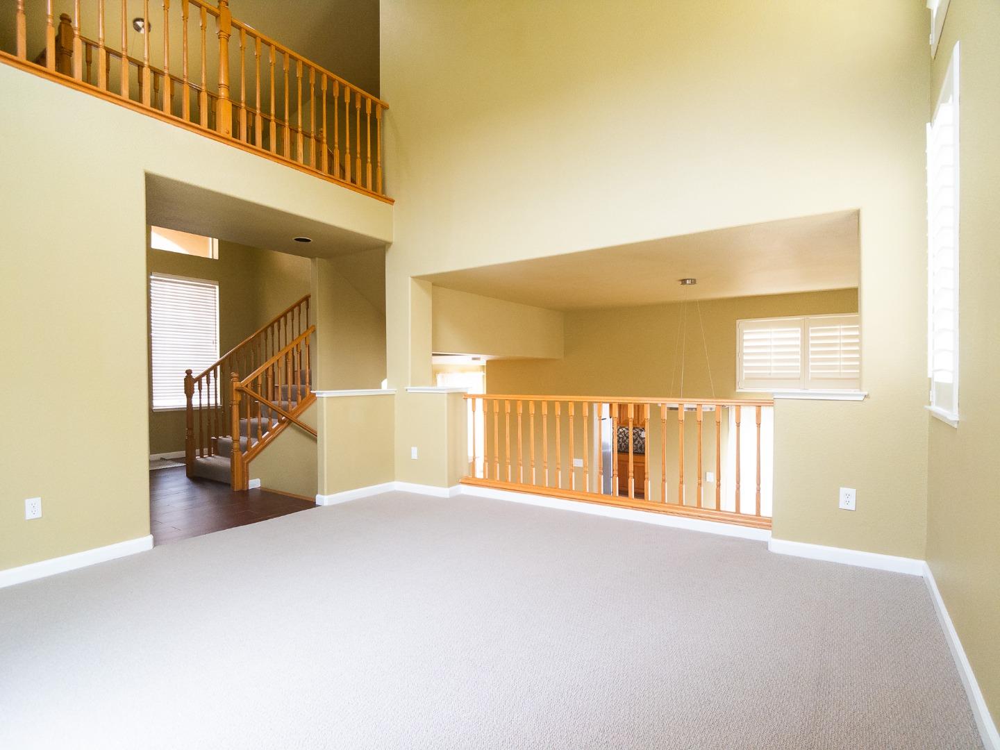 15 Parkridge Circle