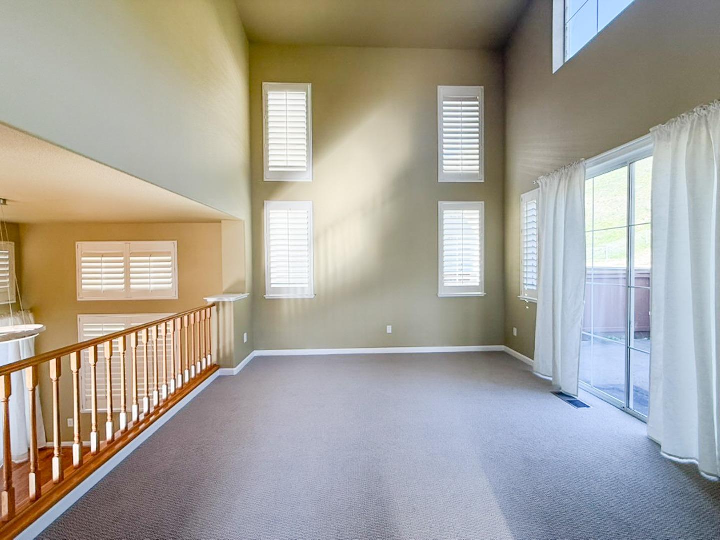 15 Parkridge Circle