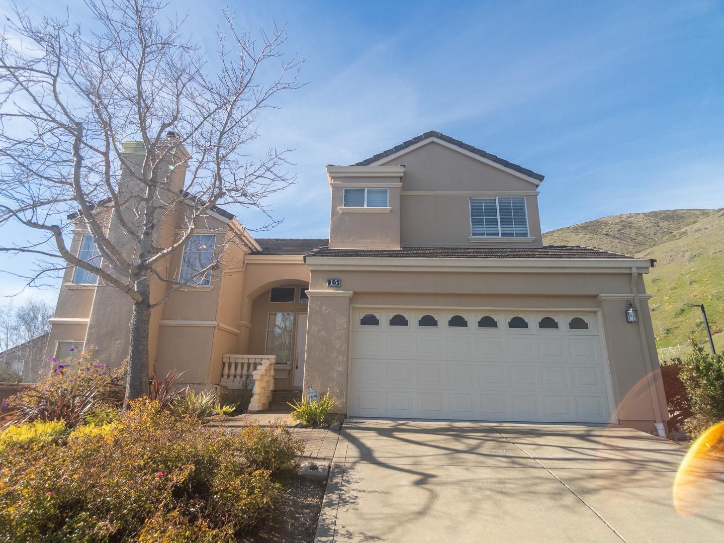 15 Parkridge Circle