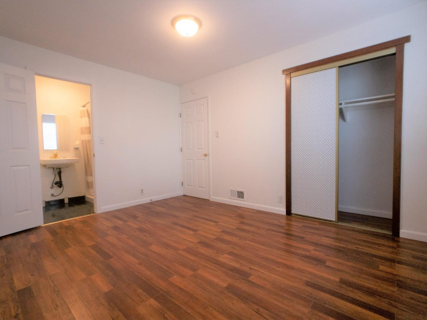 1215 Skyline Drive