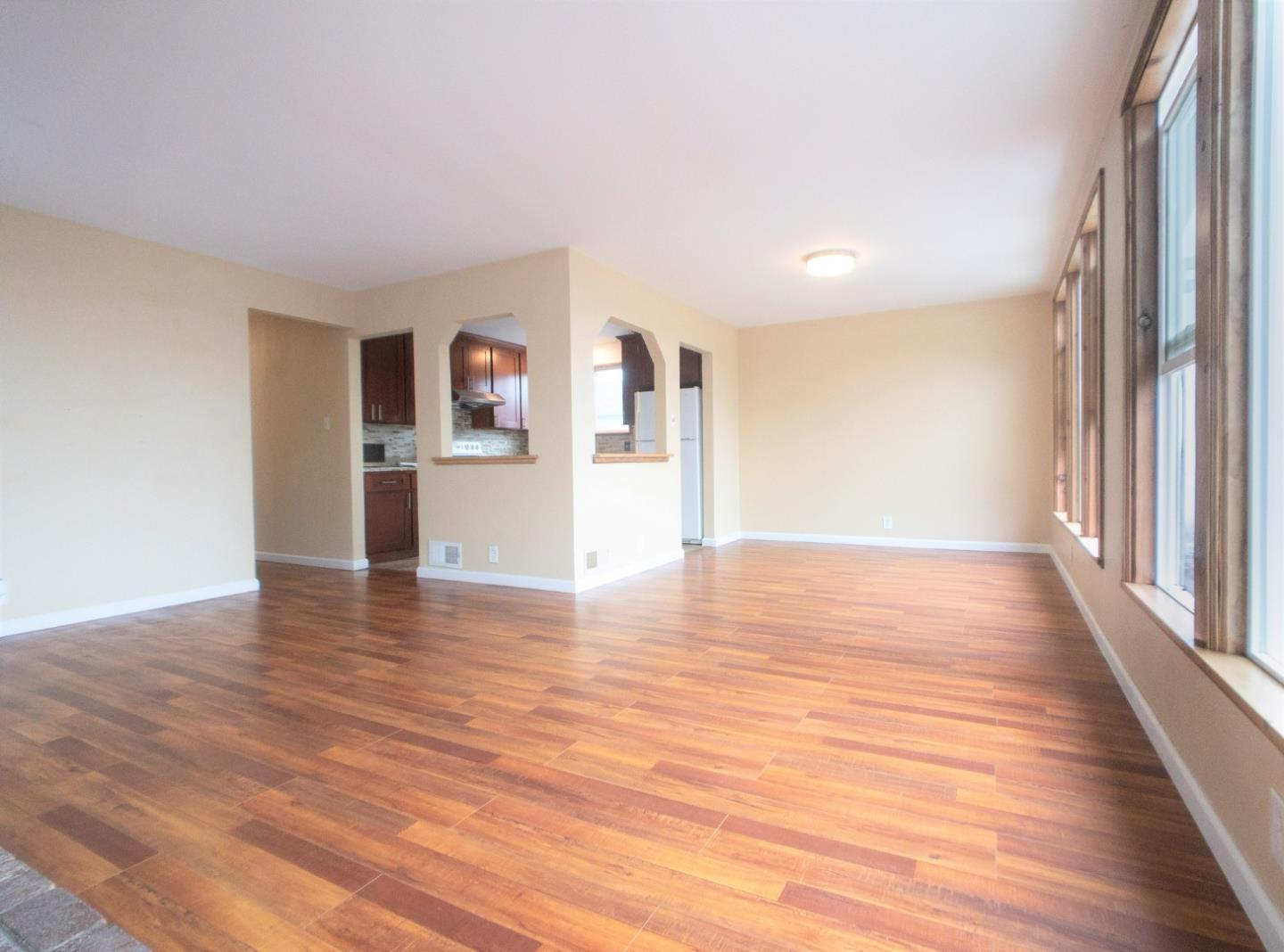 1215 Skyline Drive