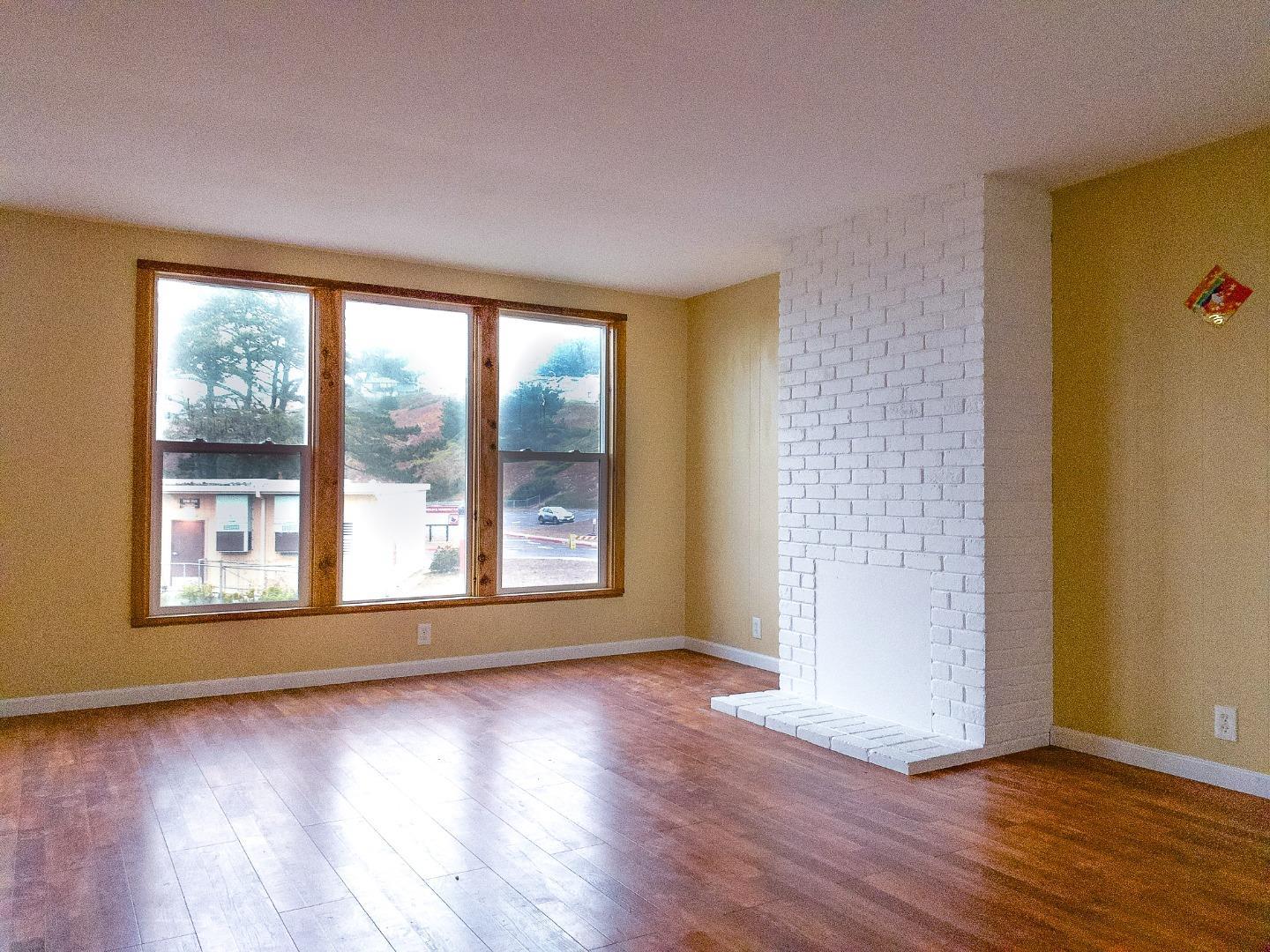 1215 Skyline Drive