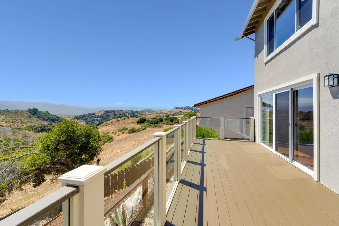 208 Crestview DR