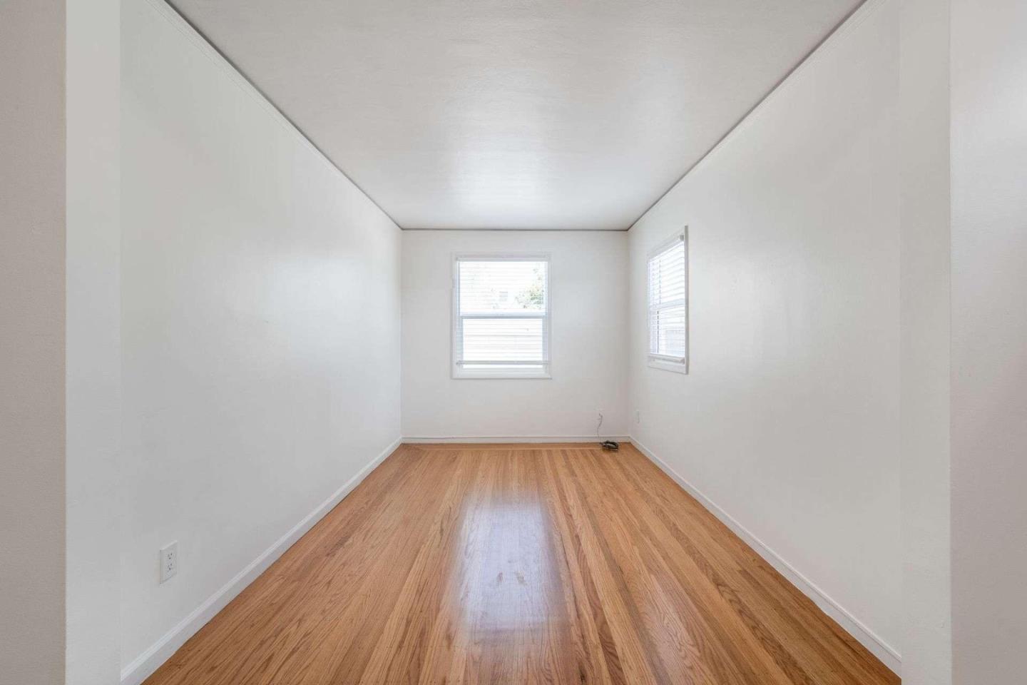 1305 Walnut ST