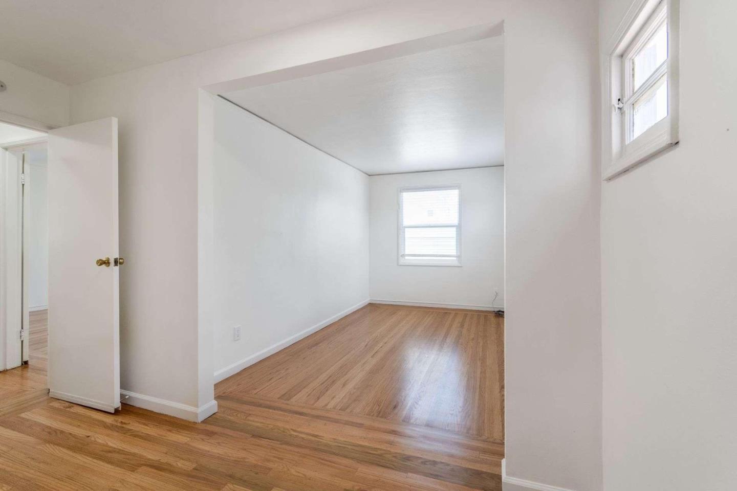 1305 Walnut ST