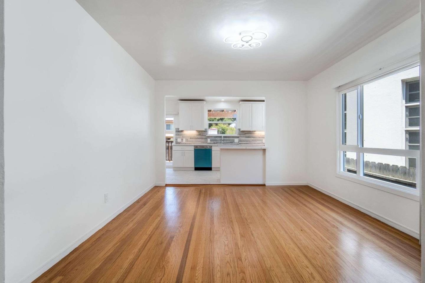 1305 Walnut ST
