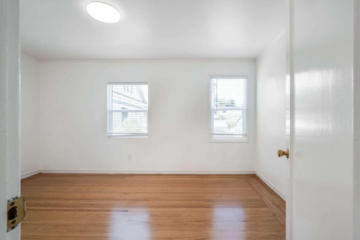 1305 Walnut ST