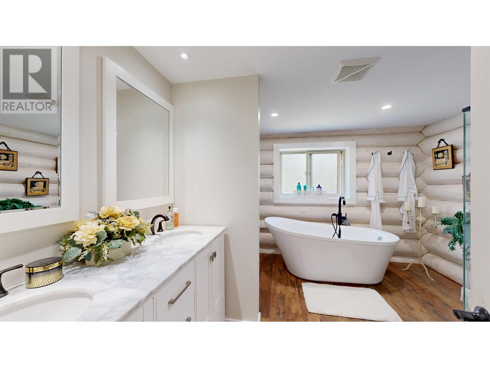 2199 EAGLE CREEK ROAD