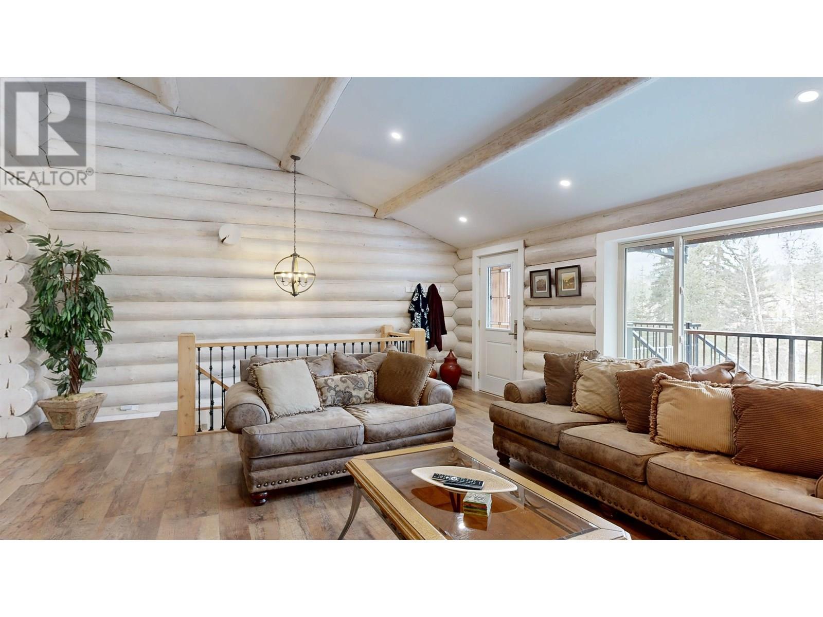 2199 EAGLE CREEK ROAD