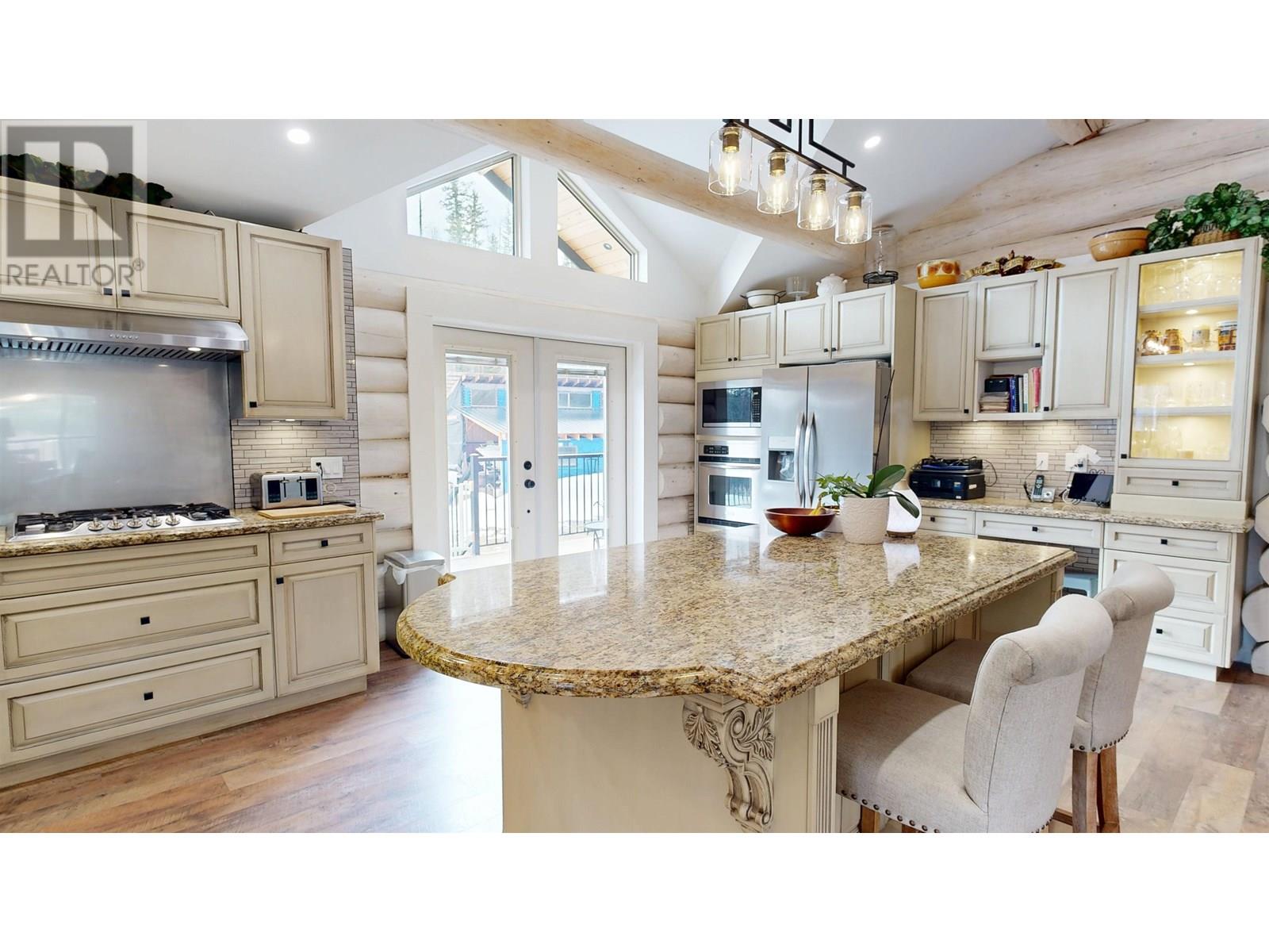 2199 EAGLE CREEK ROAD