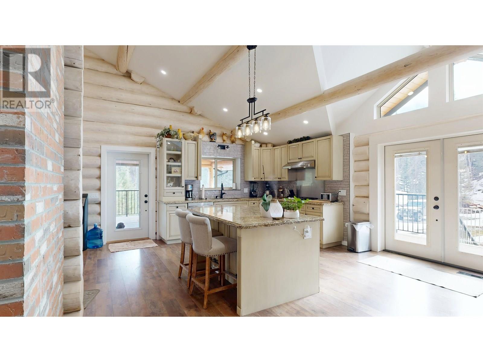 2199 EAGLE CREEK ROAD