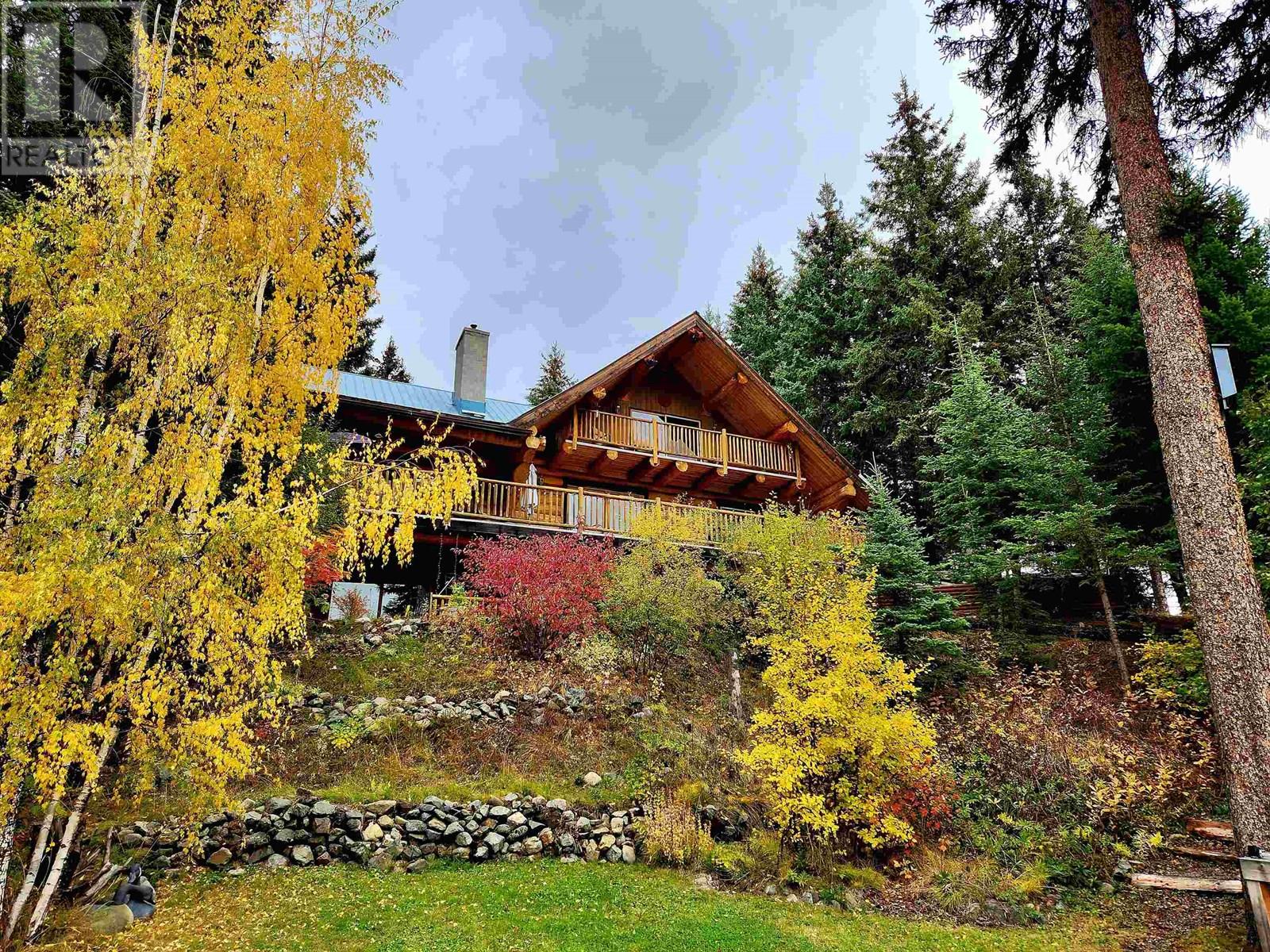 8494 GERALD CRESCENT
