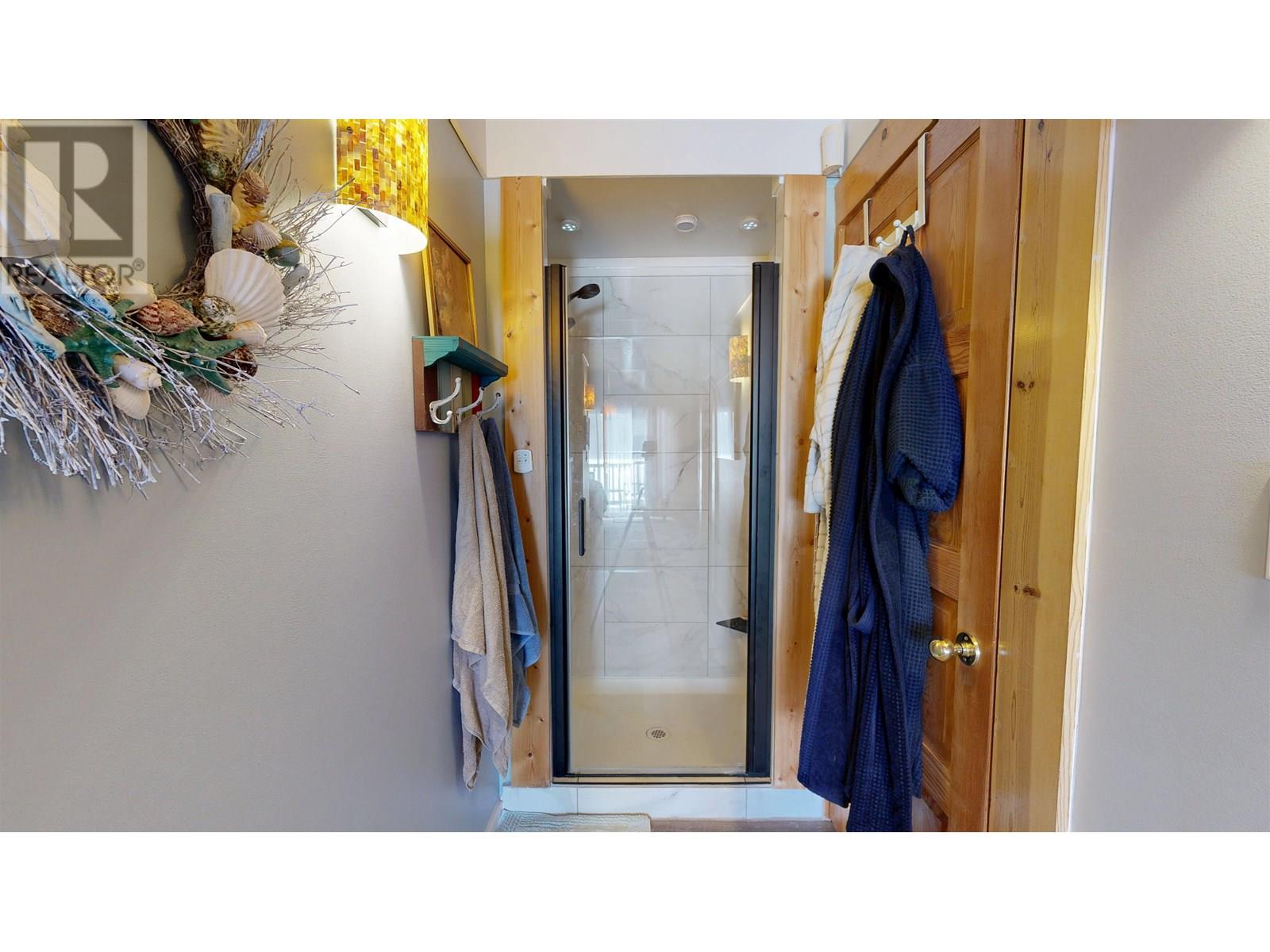8494 GERALD CRESCENT