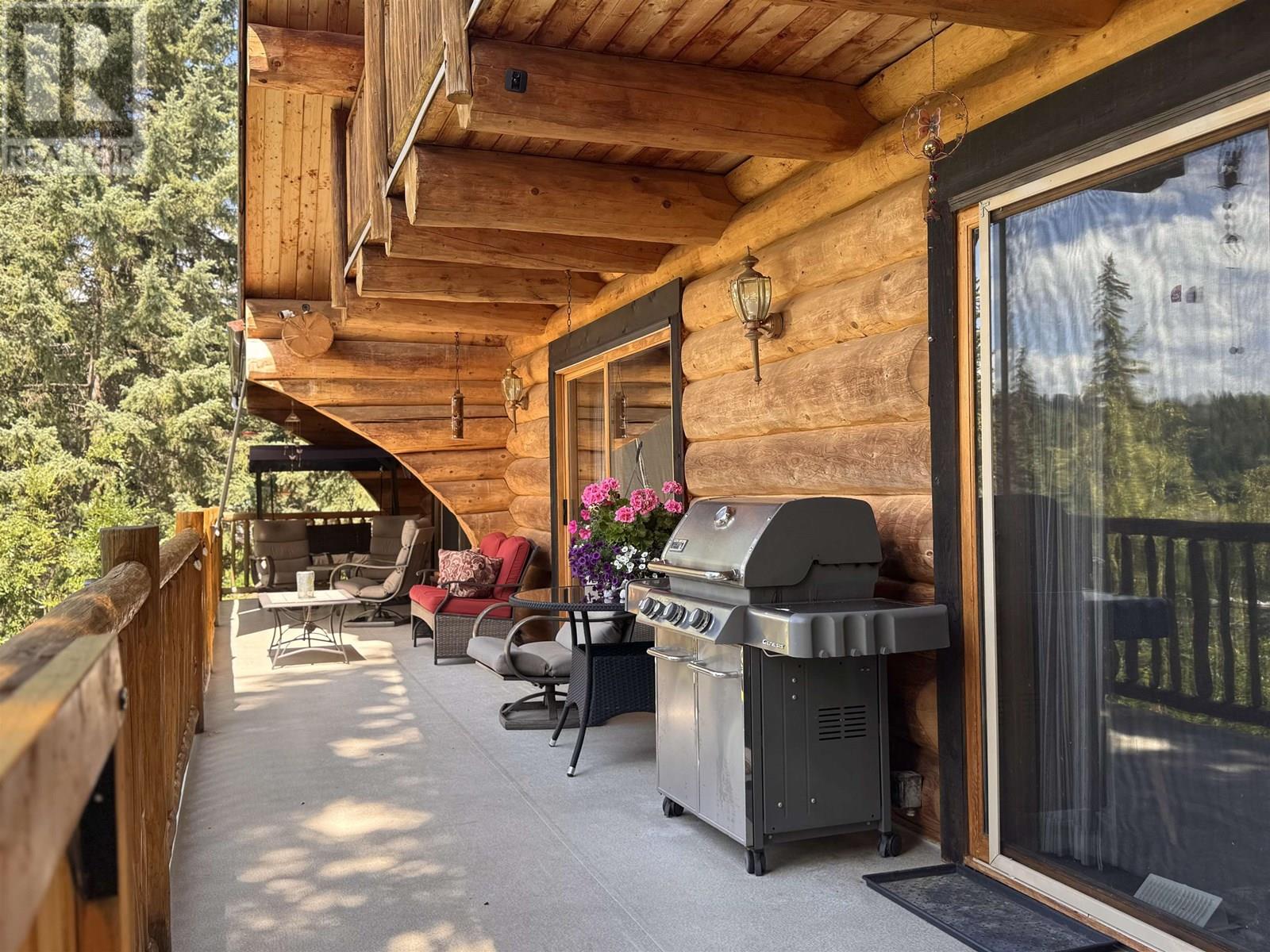 8494 GERALD CRESCENT