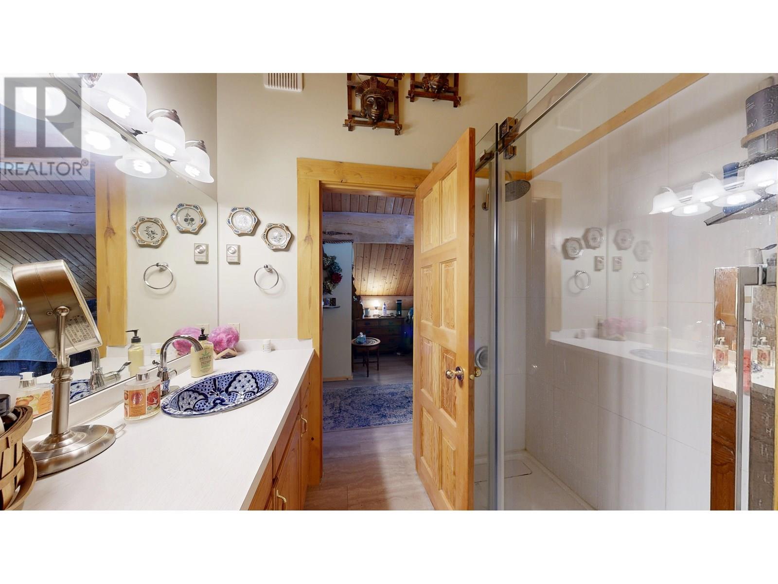 8494 GERALD CRESCENT