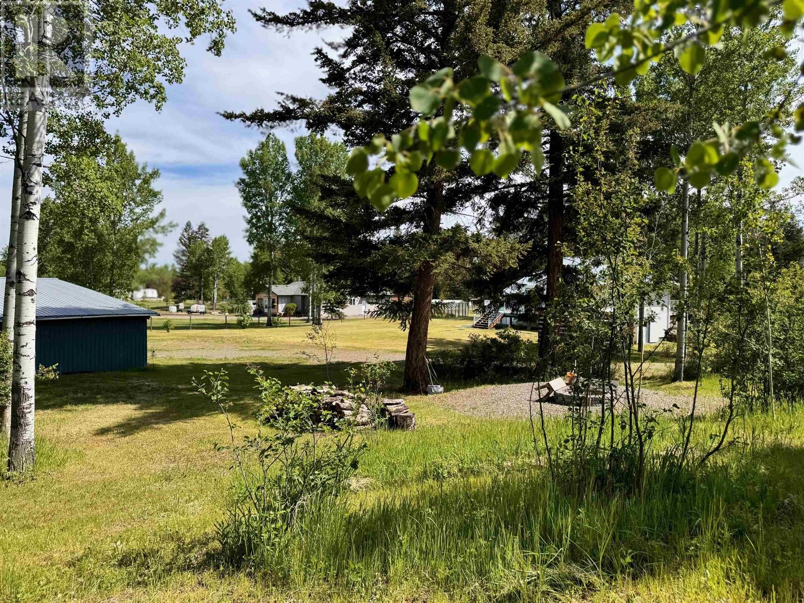 5571 LAKESIDE COURT