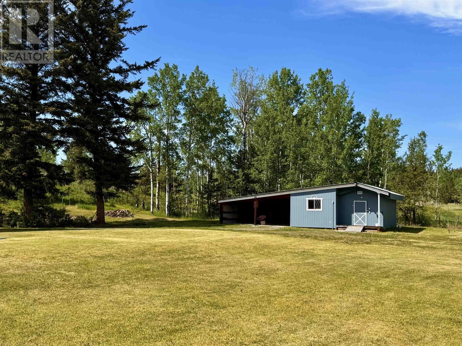 5571 LAKESIDE COURT