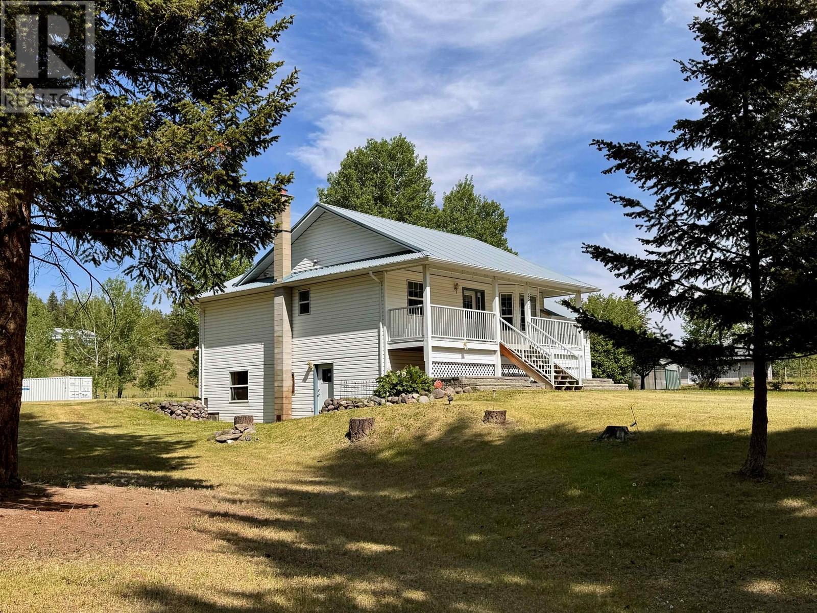 5571 LAKESIDE COURT