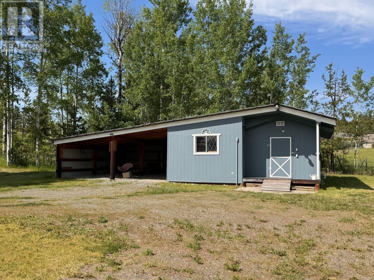 5571 LAKESIDE COURT