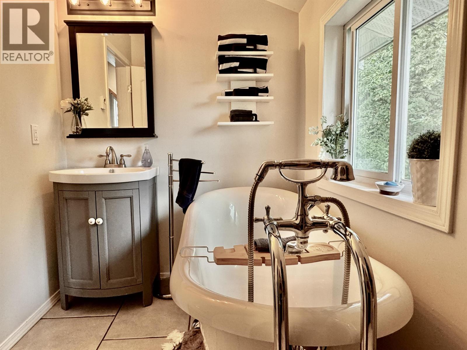 3937 CANIM-HENDRIX LAKE ROAD