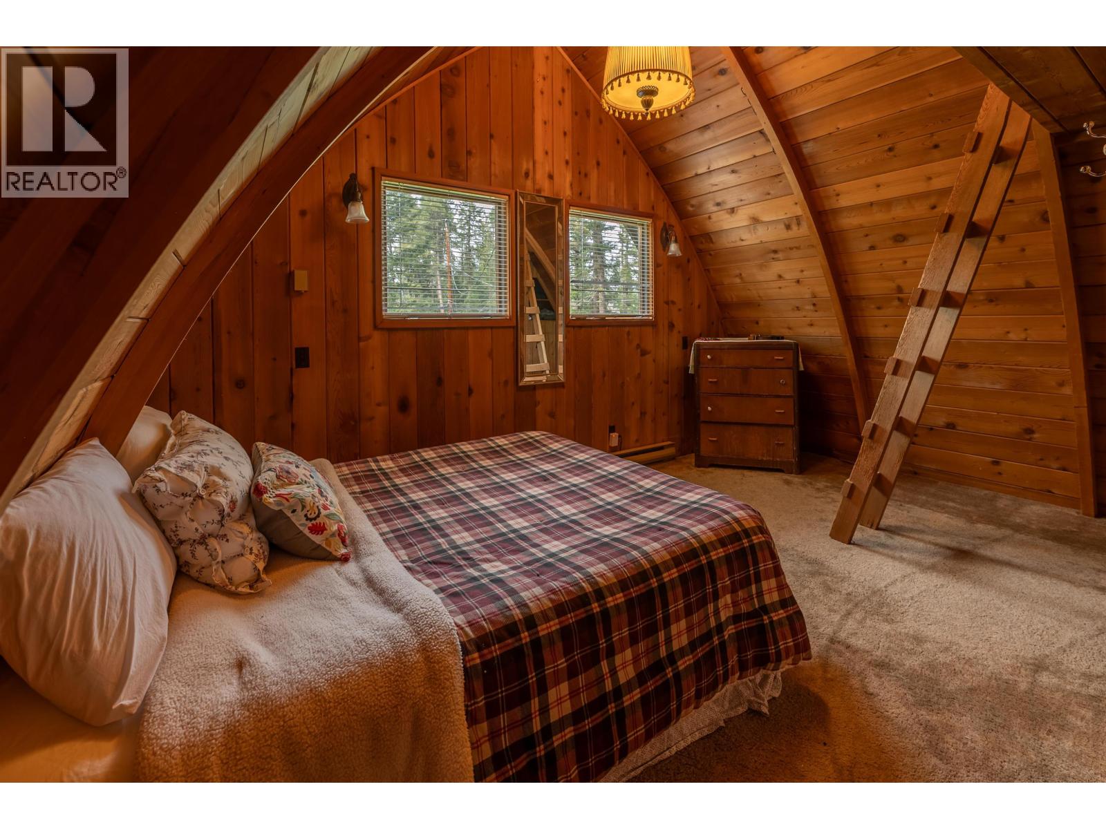 5359 ANNAHAM CRESCENT