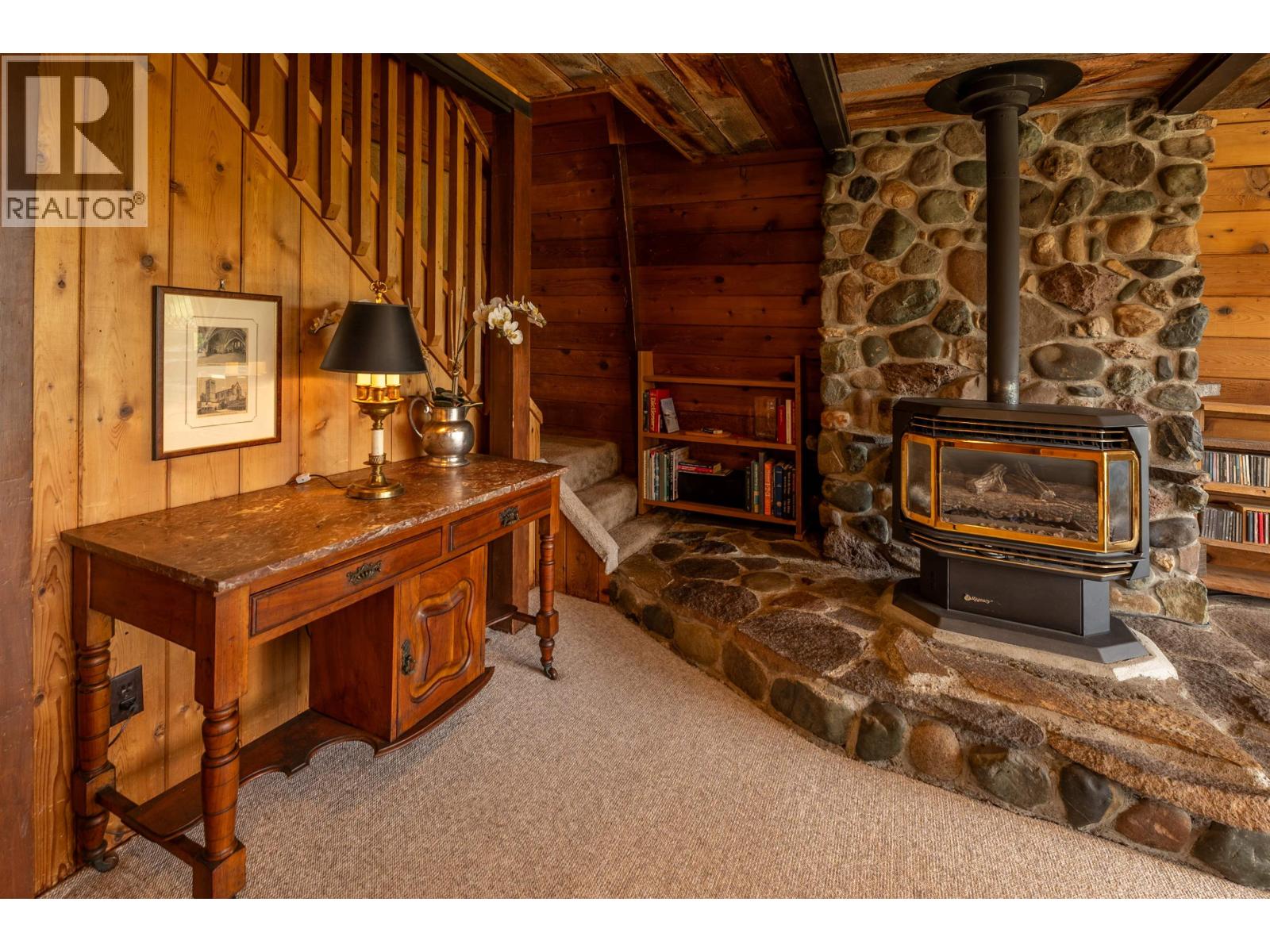 5359 ANNAHAM CRESCENT