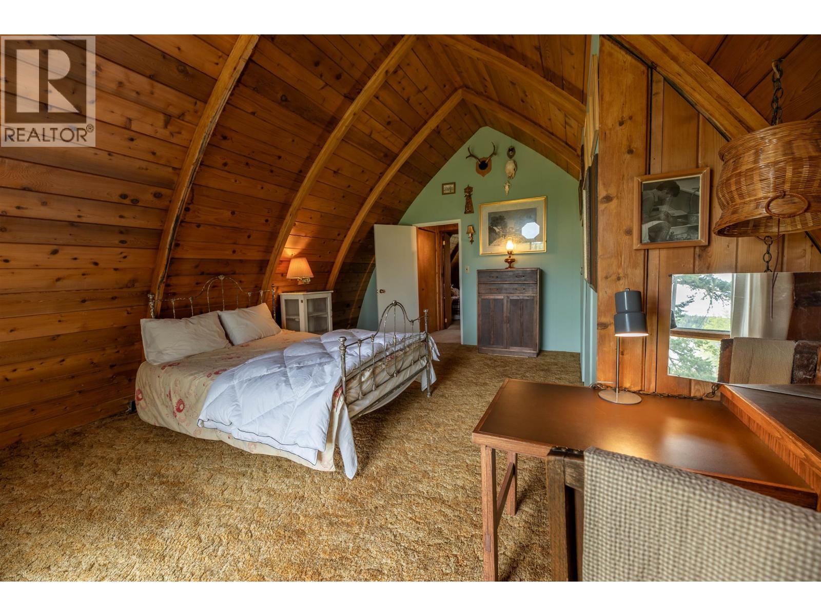 5359 ANNAHAM CRESCENT