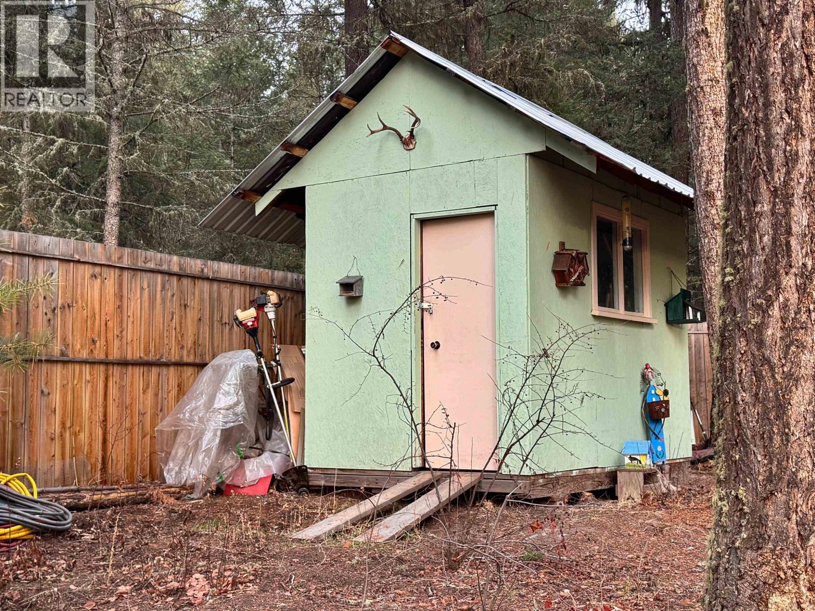 3743 EMERALD CRESCENT