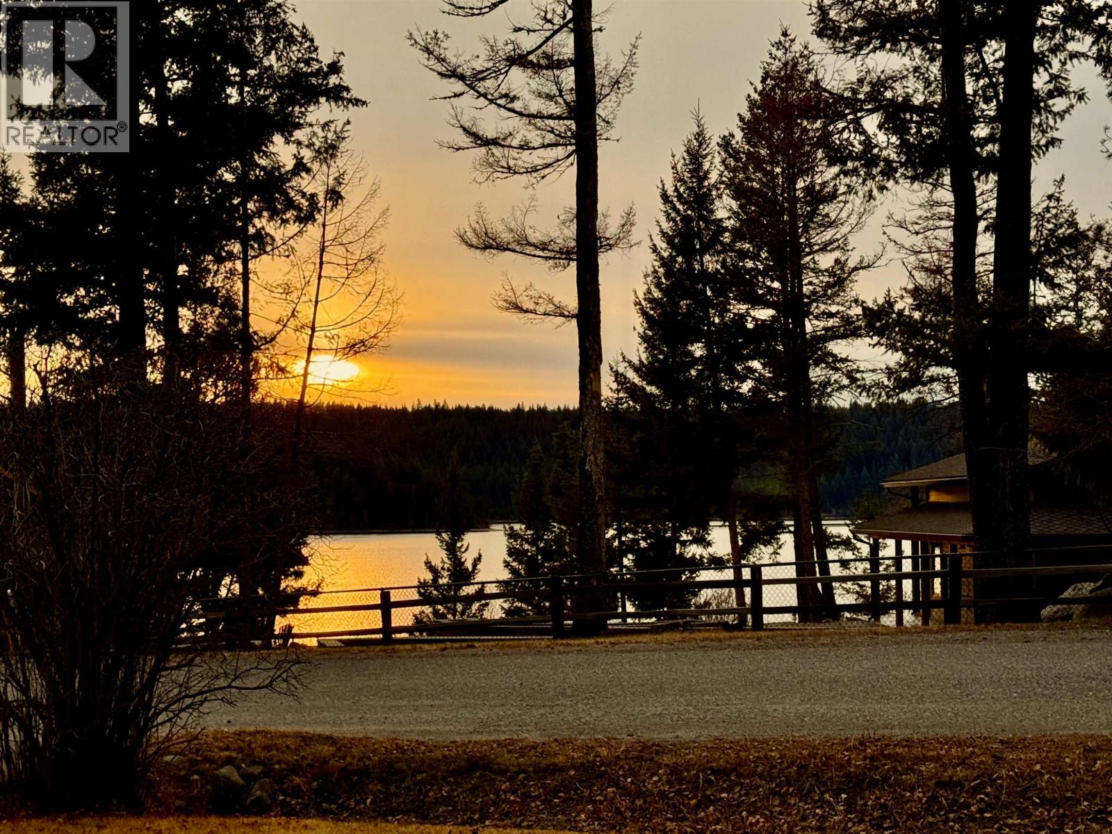 3743 EMERALD CRESCENT