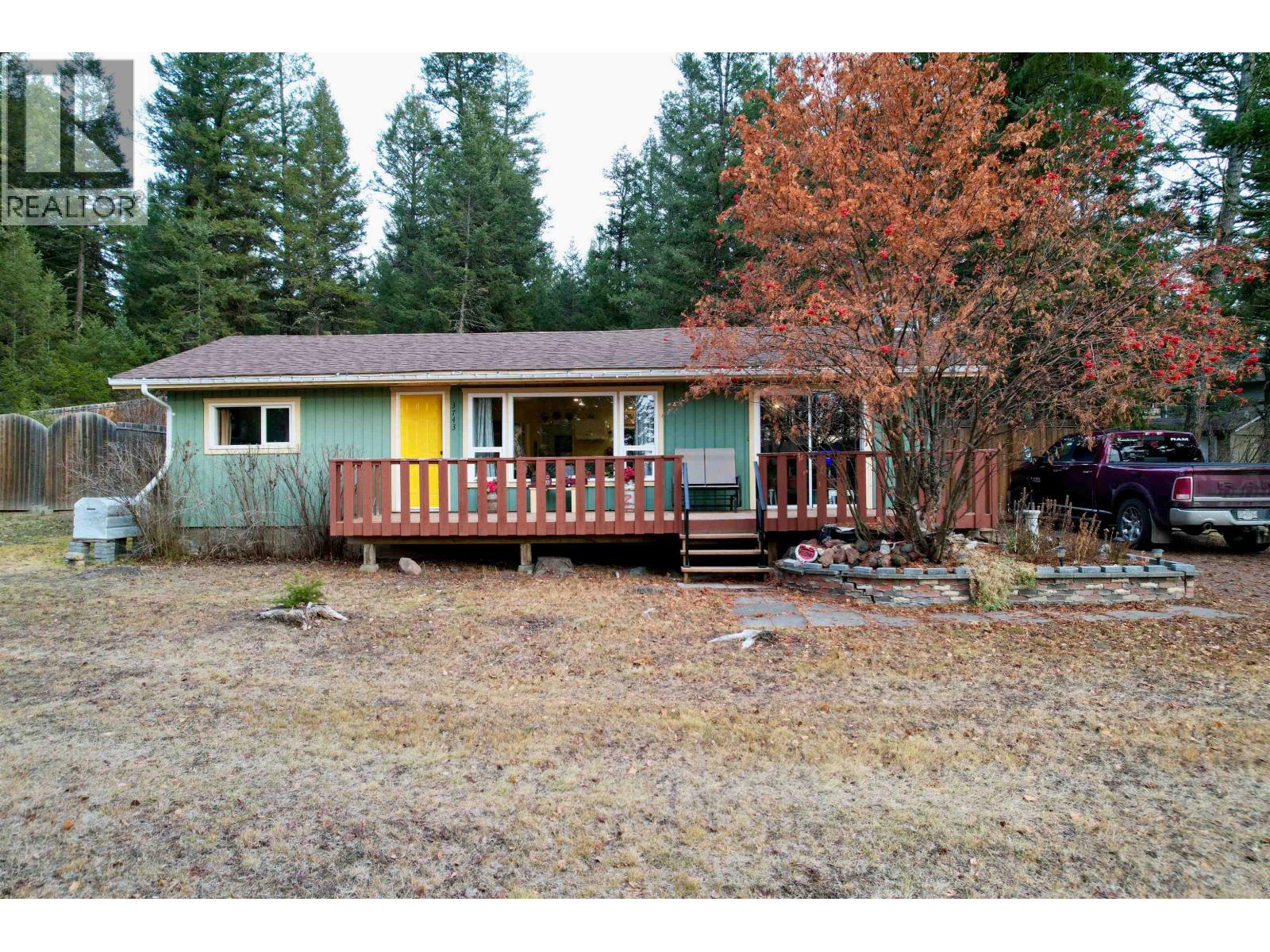 3743 EMERALD CRESCENT