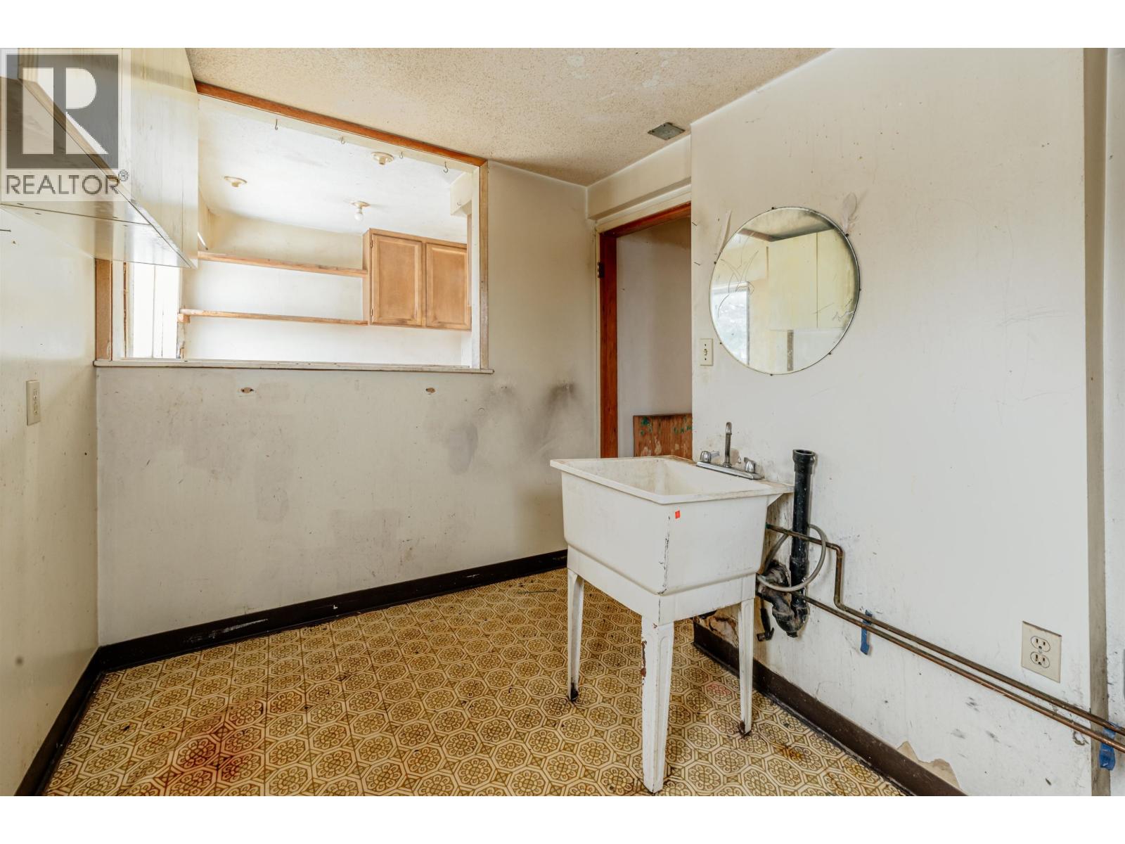 1436 S CARIBOO 97 HIGHWAY