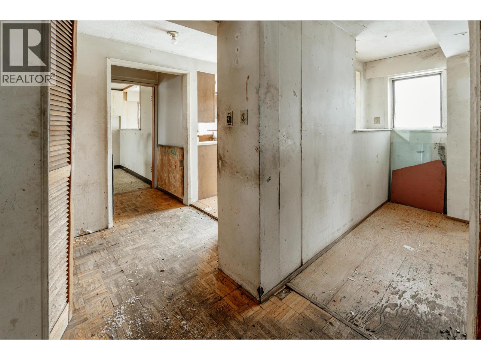 1436 S CARIBOO 97 HIGHWAY