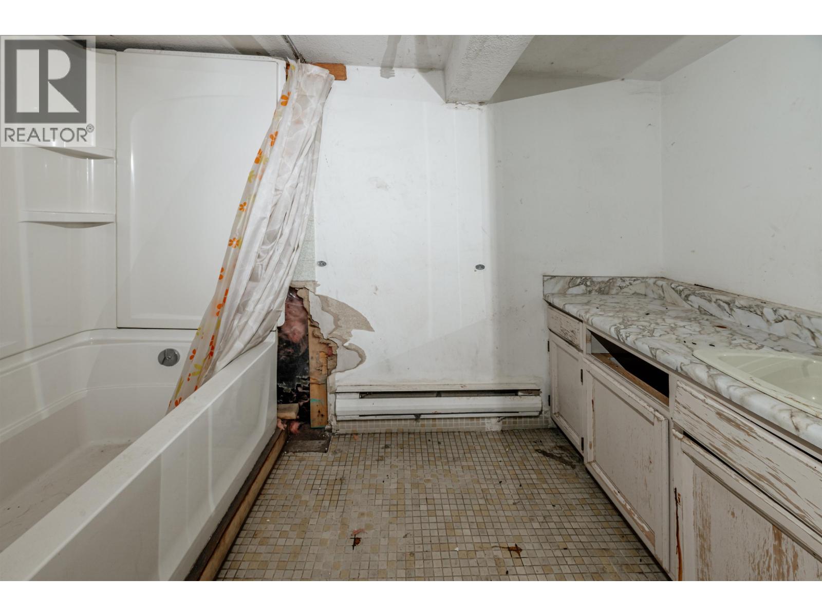 1436 S CARIBOO 97 HIGHWAY