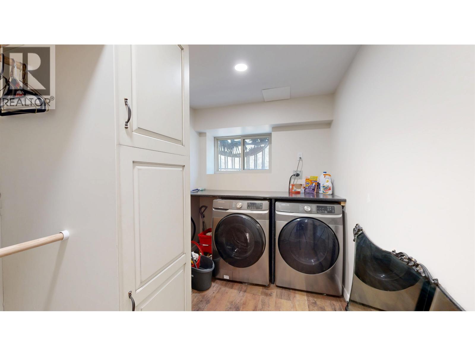 2199 EAGLE CREEK ROAD