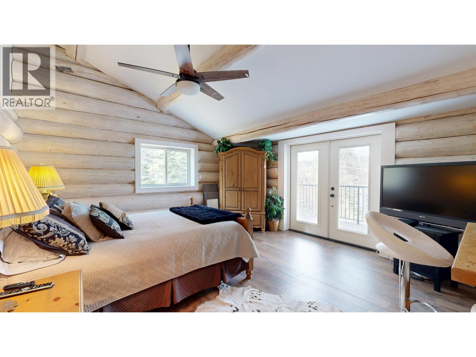 2199 EAGLE CREEK ROAD