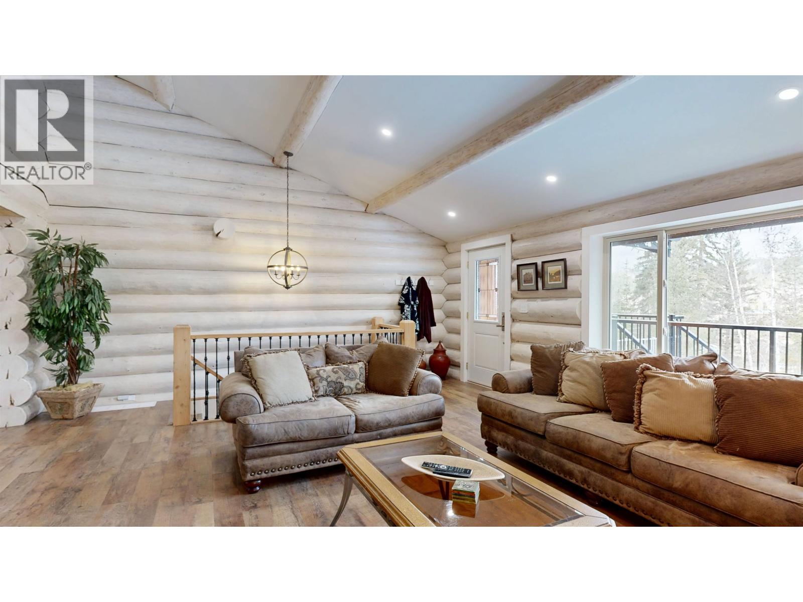 2199 EAGLE CREEK ROAD