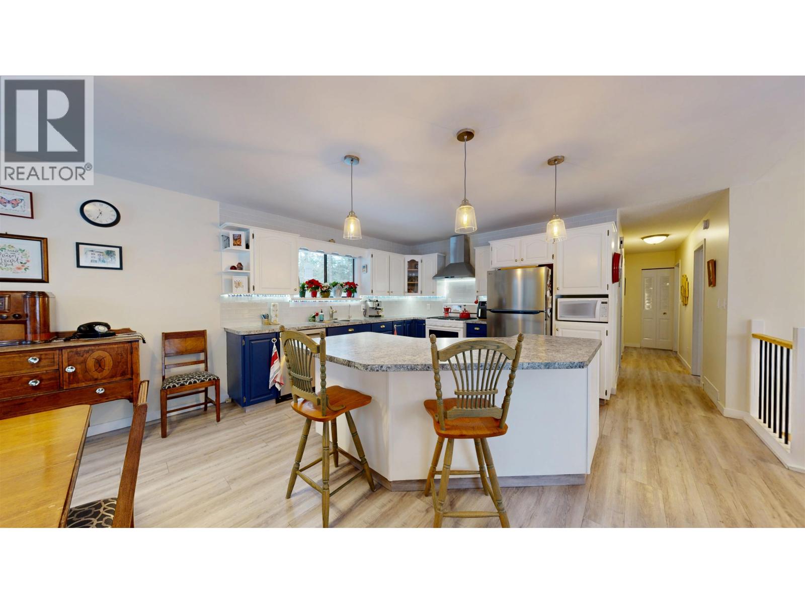 5040 HANSEN COURT
