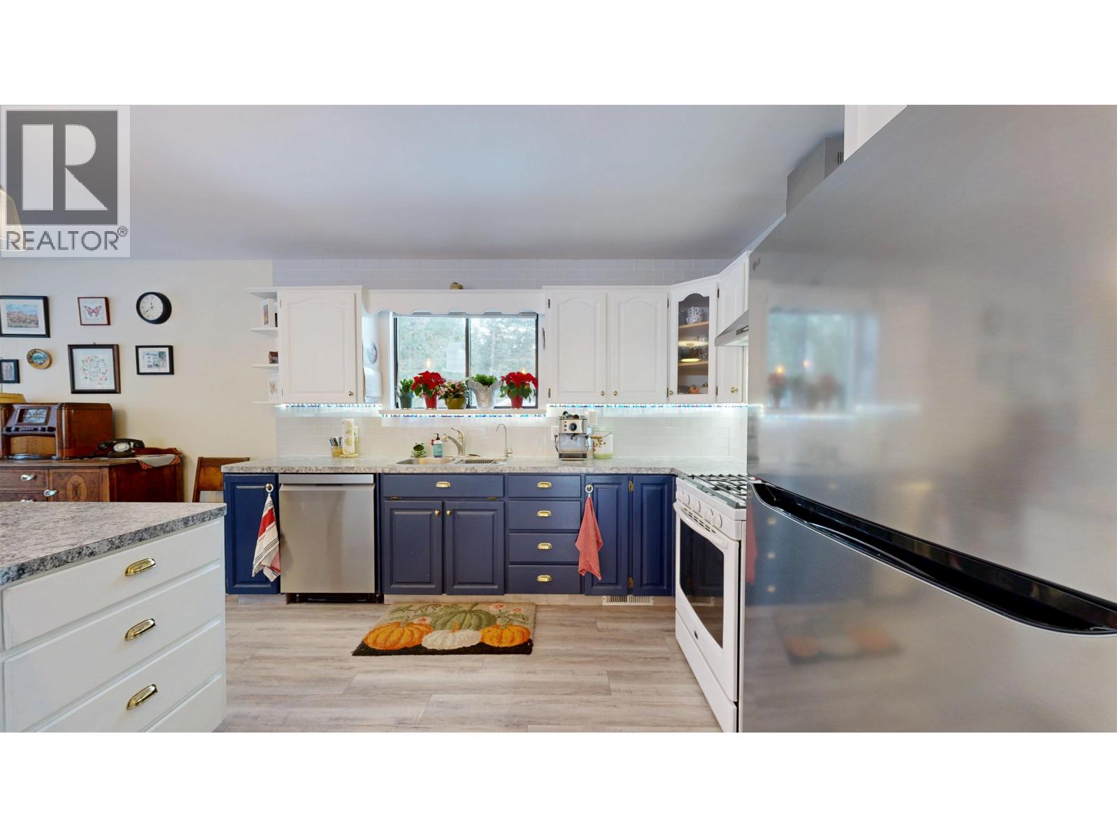 5040 HANSEN COURT