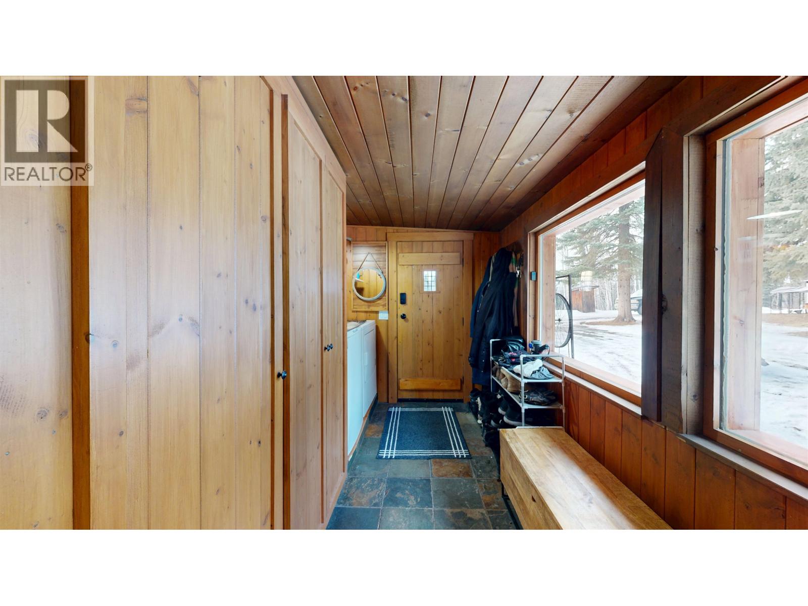 7671 RUTHERFORD ROAD