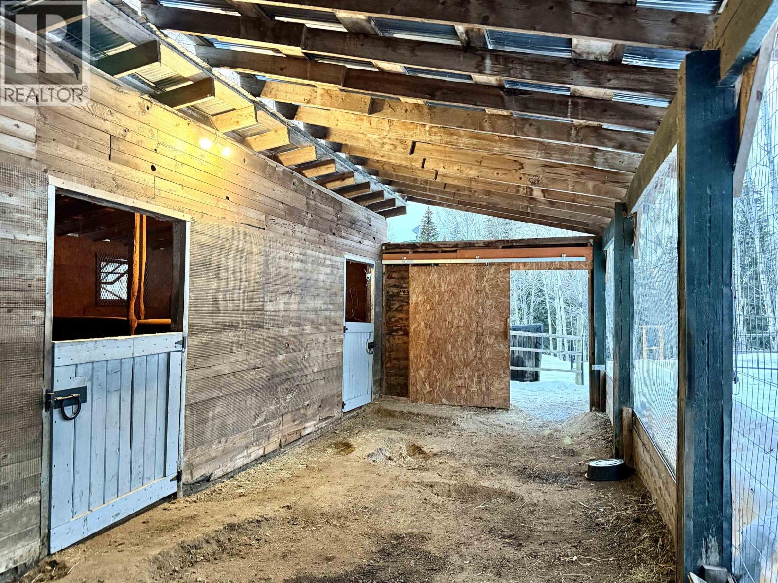 7671 RUTHERFORD ROAD