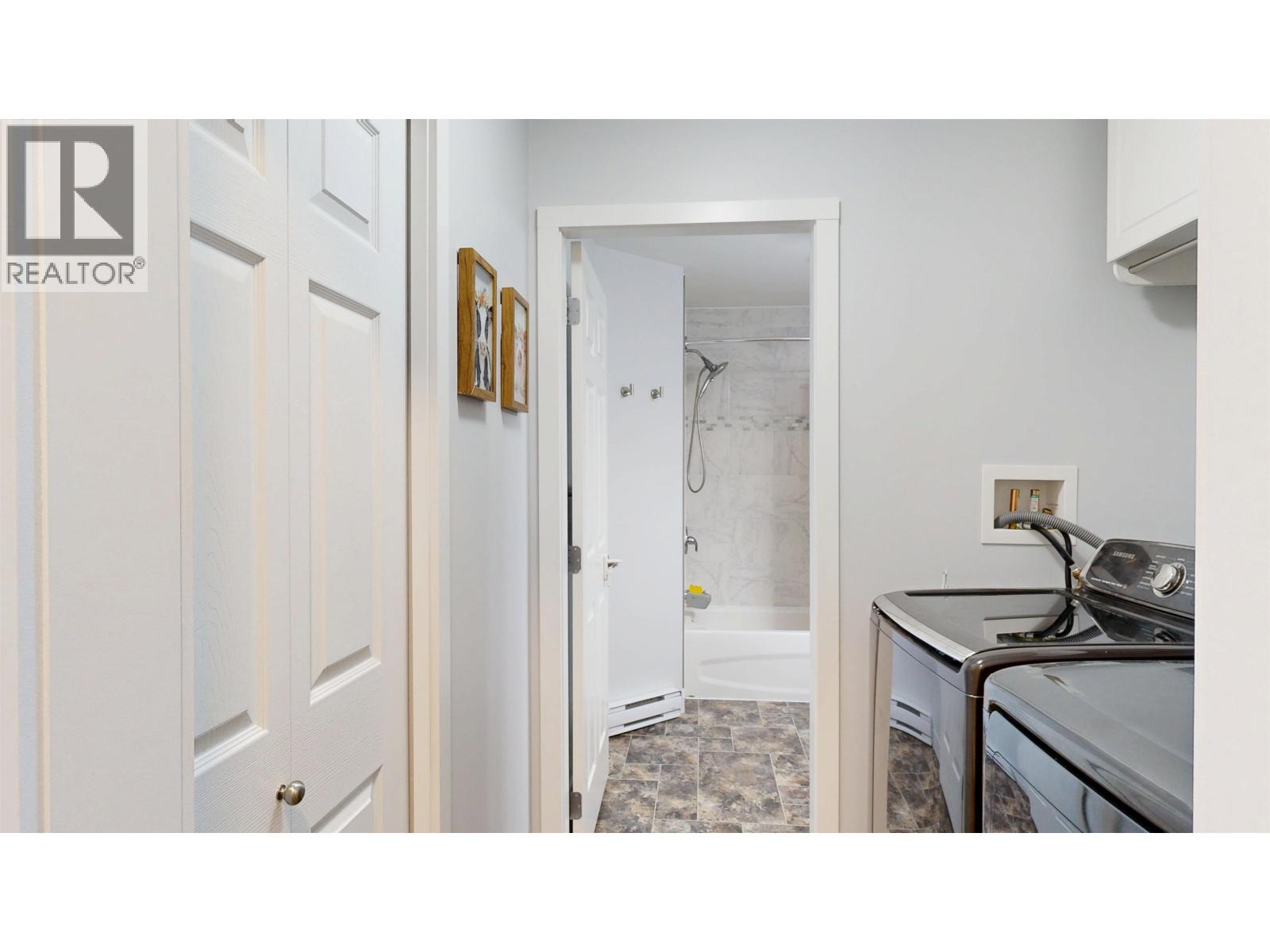 4887 GLOINNZUN CRESCENT