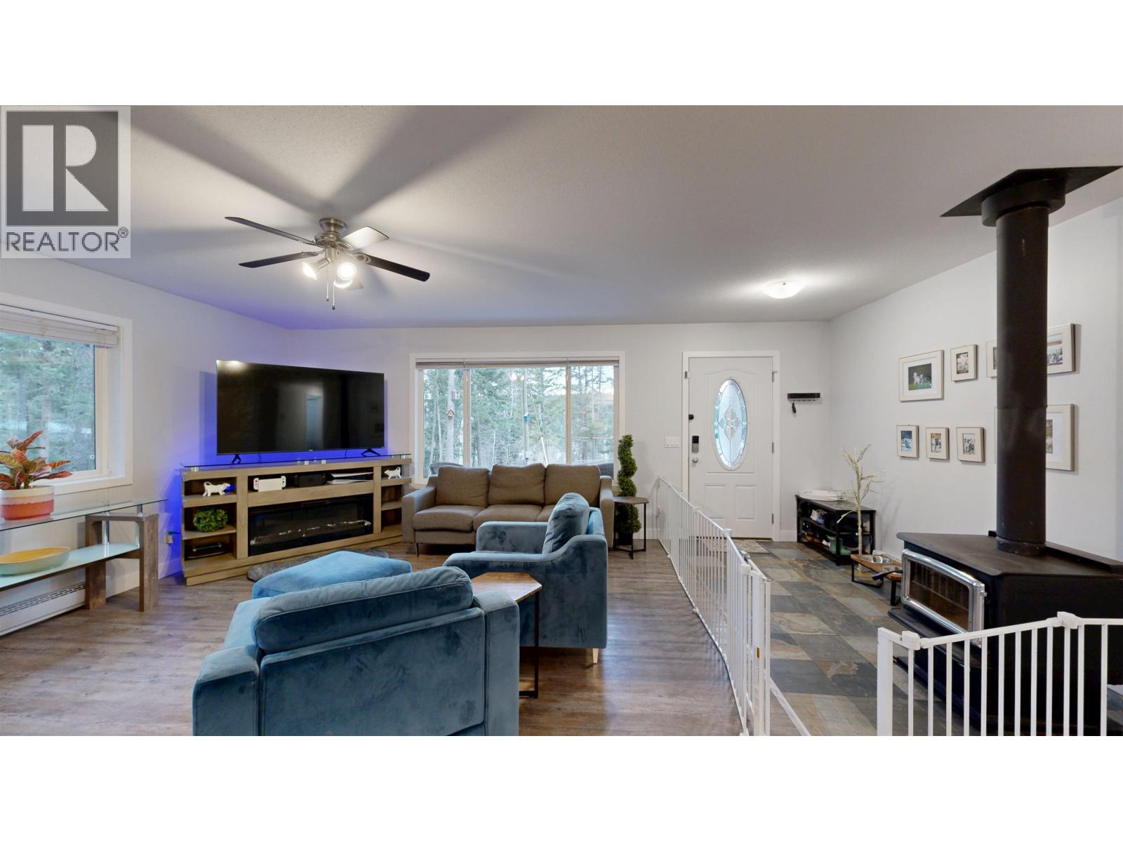 4887 GLOINNZUN CRESCENT