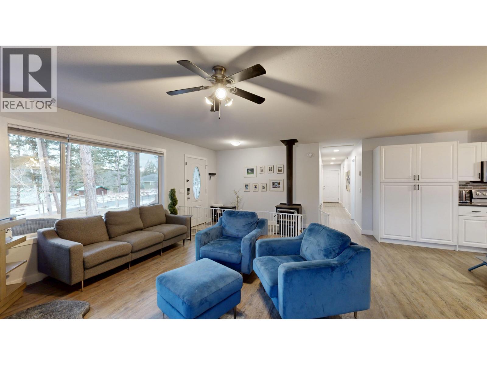 4887 GLOINNZUN CRESCENT